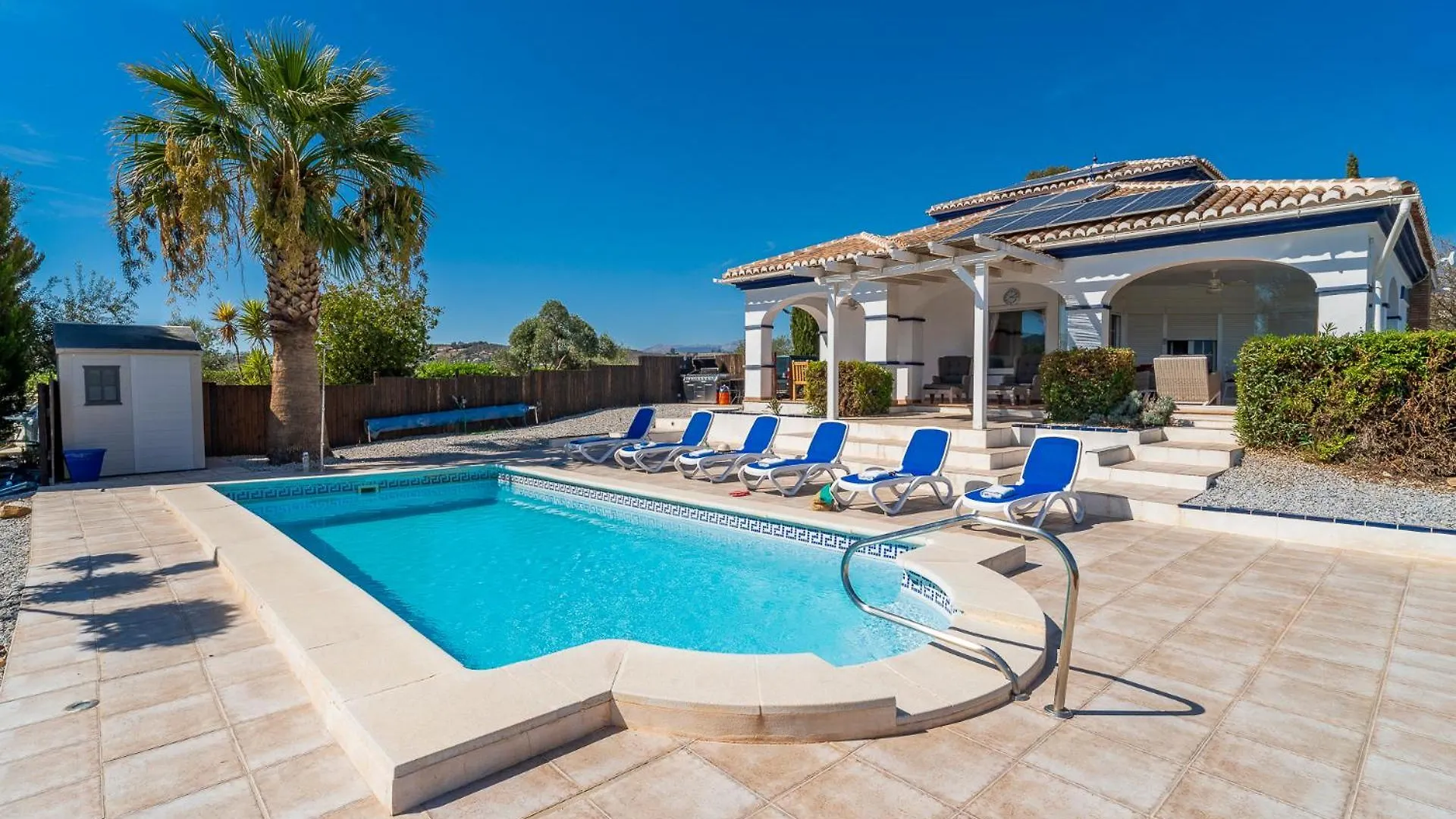 Los Romanes Las Alondras Stunning Lake Views וילה Los Romanes
